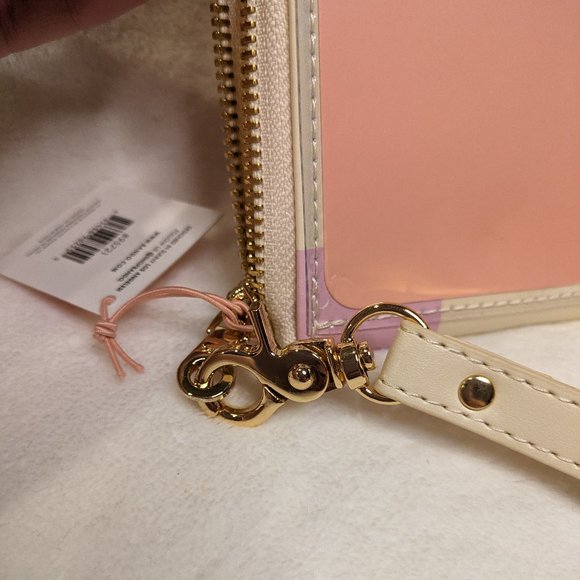 🌸 ban.do Getaway Travel Wallet for Passport, Phone, Boarding Pass Dance Floor - Picture 8 of 12